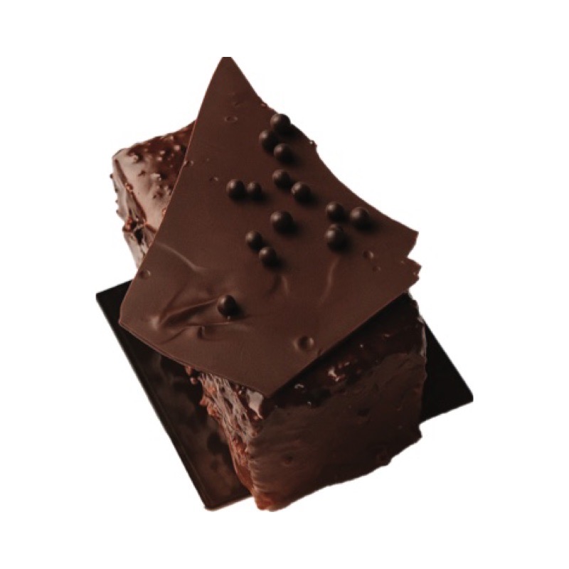 Dark Chocolate Crunch Cake